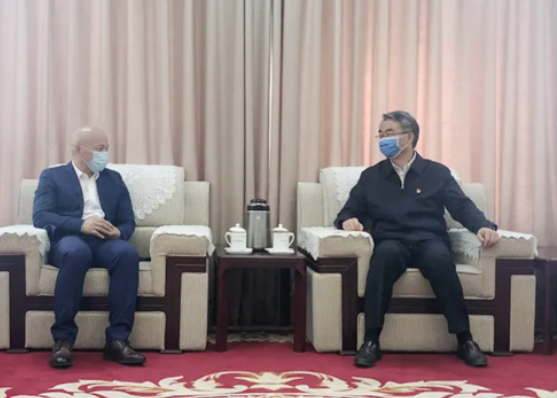 ky开元系统总裁陈士刚与河南省委秘书长穆为民会晤